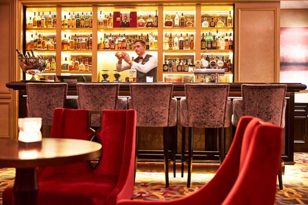 Grand Hotel Kempinski Ρίγα Εξωτερικό φωτογραφία The bar at the Concourse
